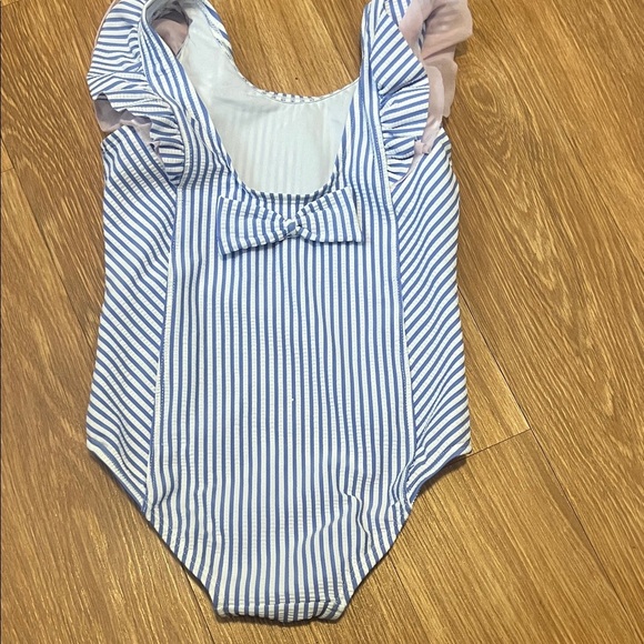 Ruffle Butts Blue and White Striped One Piece sear sucker size 4T - Picture 3 of 4